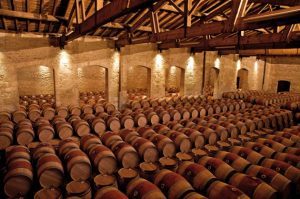Invest into Wine, Sure Holdings, Fine wine Investment, Good Returns, Bordeaux 2016 en primeur wines, Bordeaux 2016